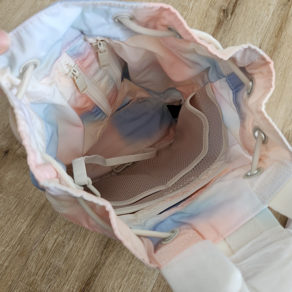 Dagne Dover Watercolor Nova Sling Bag - Picture 3 of 8